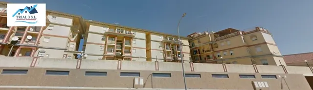 VENTA DE PISO EN LEPE. — 2