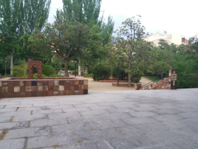 ALQUILER.-.GARAJE.-.CALLE MORILLO.-.24 METROS.- — 30
