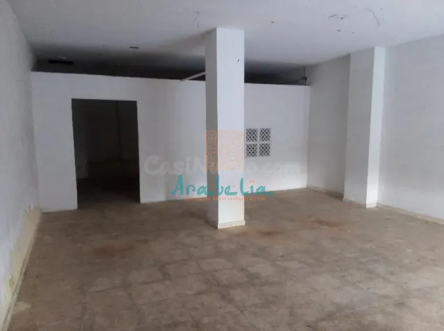 Local comercial 79m² en venta - Fátima
