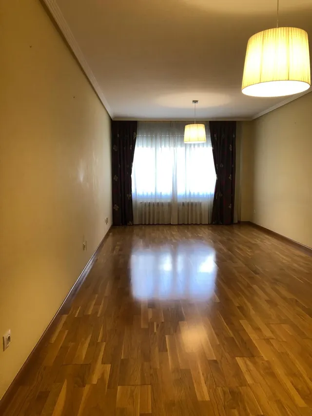 Amplio Piso en el Centro de Ponferrada - Ideal para Familias — 25