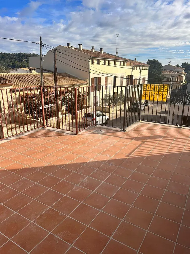MAGNÍFICO PISO CON VISTAS A LA MONTAÑA EN MANCOR A ESTRENAR