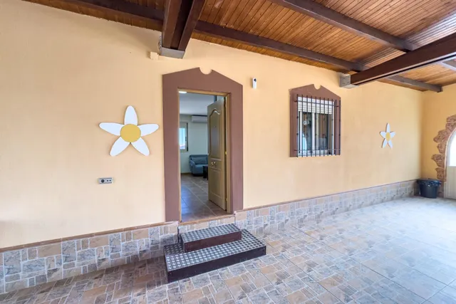 Espectacular finca rústica vallada con viviendas, salón de eventos y piscina en Fuente Álamo — 8