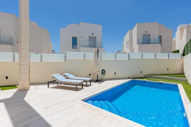 Villa 3 habitaciones 149m² en venta - Lomas de Cabo Roig — 37