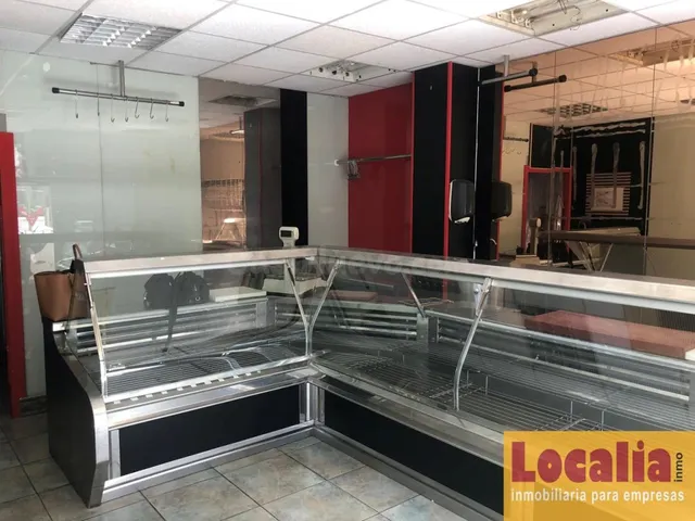Carnicería equipada en alquiler en Torrelavega - foto 2