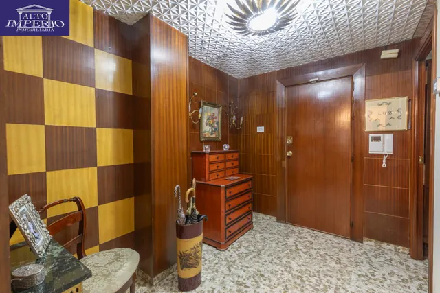 Amplia vivienda en pleno centro de Granada — 31