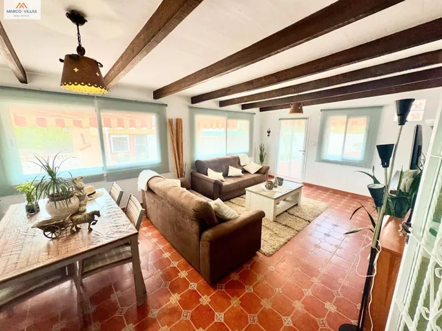 Villa con piscina-1285LM — 10