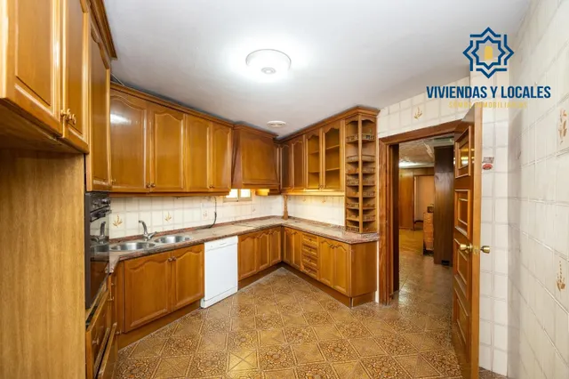 Edificio con gran potencial de desarrollo residencial en Zaidín – Granada — 15