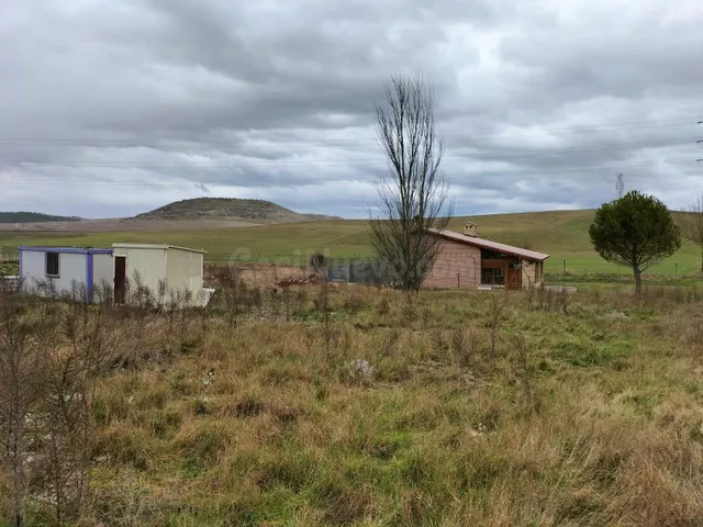DISPONIBLE A LA VENTA SUELO URBANO NO CONSOLIDADO EN FUENTES - foto 3