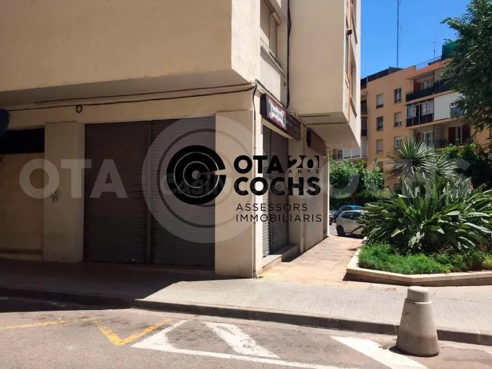 LOCAL COMERCIAL ESQUINERO ZONA NILOGA