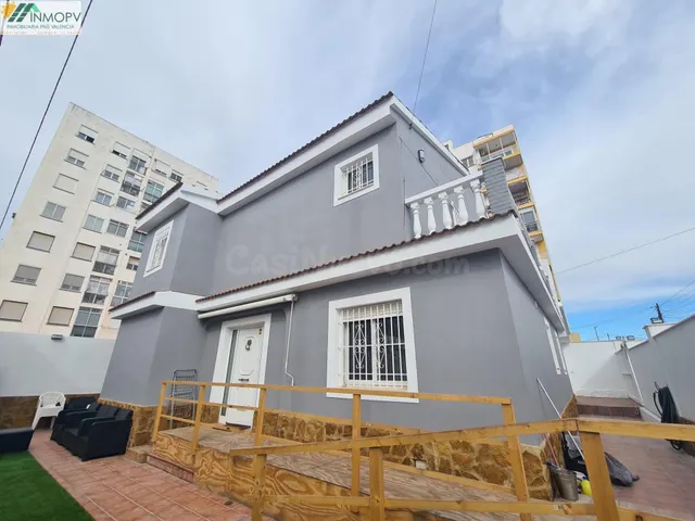 CHALET INDEPENDIENTE DE 202 M2 CON 4 habitaciones, 2 BAÑOS,  - foto 3