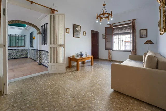 ¡¡ESPECTACULAR!! Adosada de esquina de 223 m2 con patio, terraza y garaje — 17