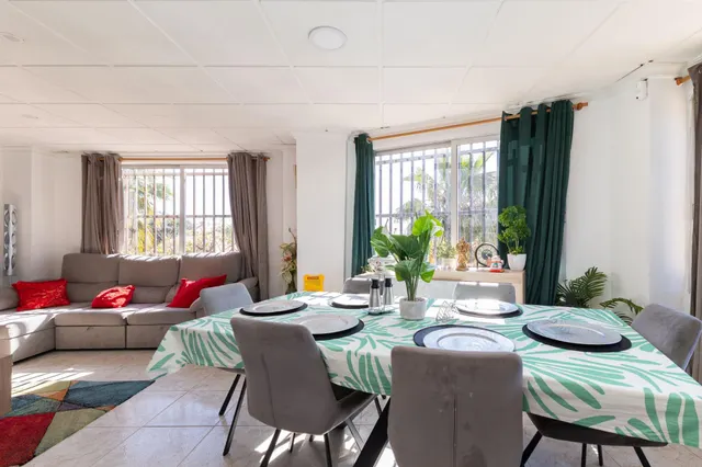 ¡Chalet de Ensueño en Onda con Vistas Panorámicas y Piscina Privada! — 12