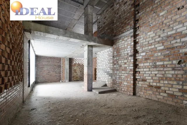 Oportunidad de inversión en local comercial al lado de Constitución. — 16