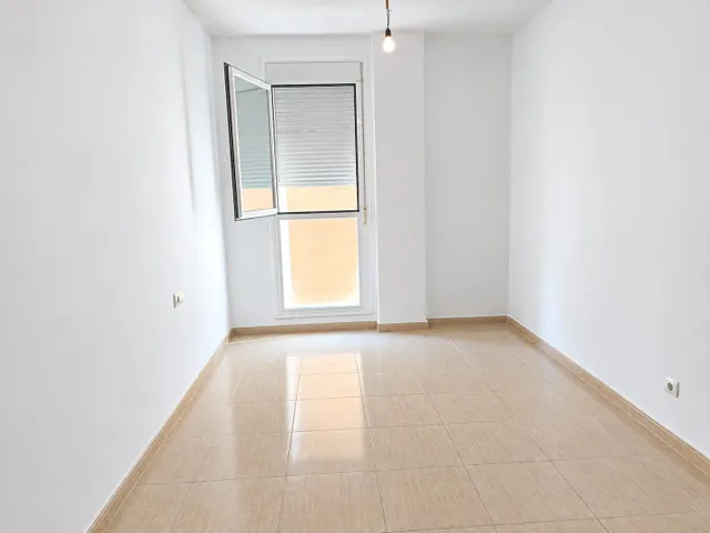 Piso en Venta en el Centro de Amposta — 13