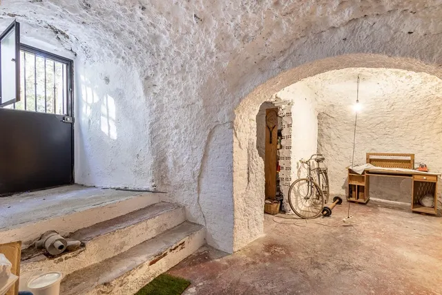 Casa reformada en el Camino del Sacromonte — 33