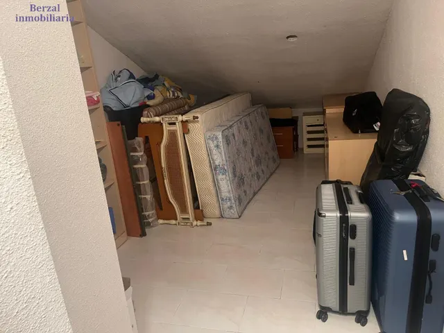 Extraordinaria vivienda de 4 habitaciones, garaje y 2 trasteros — 30