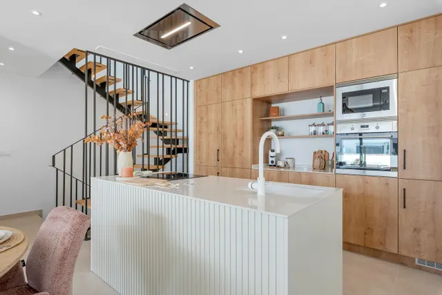 Villas adosadas y pareadas de nueva construcción en Dolores, Alicante — 38