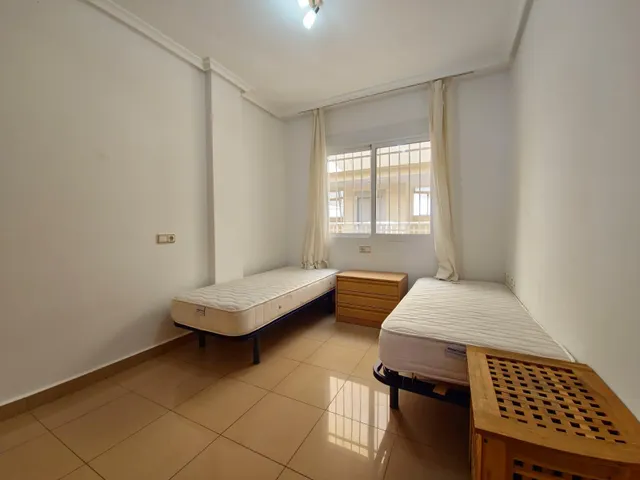 Apartamento de 2 dormitorios en alquiler, Lomas de Cabo Roig — 9