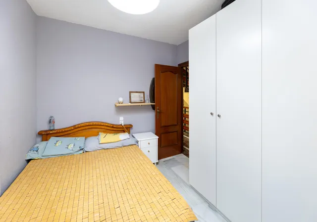 SE VENDE BONITA CASA ADOSADA DE 4 DORMITORIOS CON PISCINA PRIVADA, GARAJE Y GIMNASIO — 20