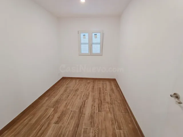 Se venden dos locales recién reformados cerca del mar en Mag - foto 4