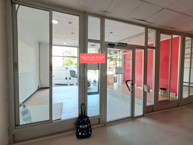 Se Vende Amplio Local Comercial en Quart de Poblet - foto 3