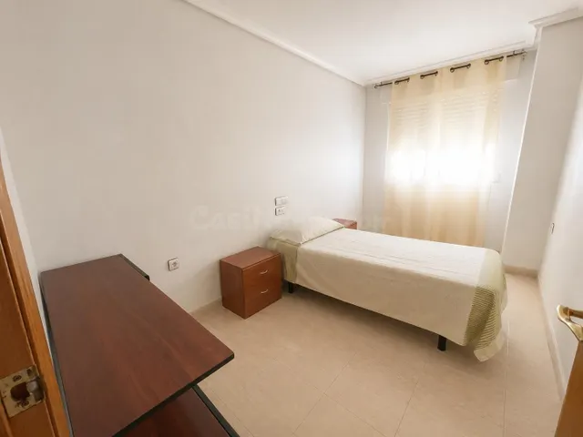 Tu Buena Casa te presenta este amplio piso en Molina de Segu - foto 4