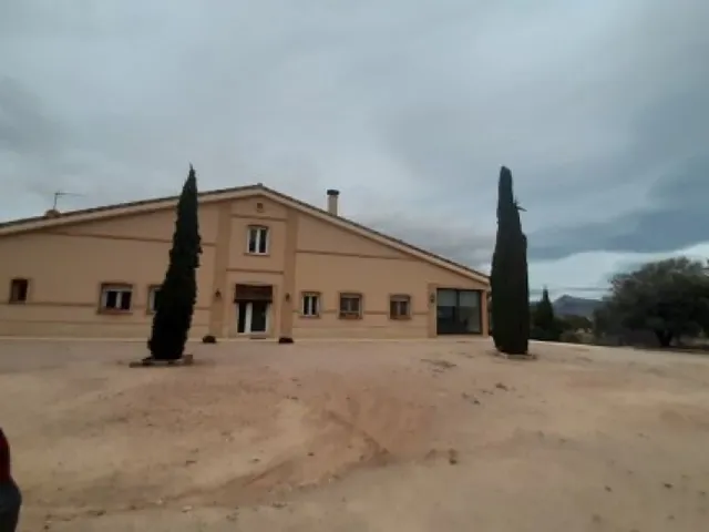 Chalet — 3