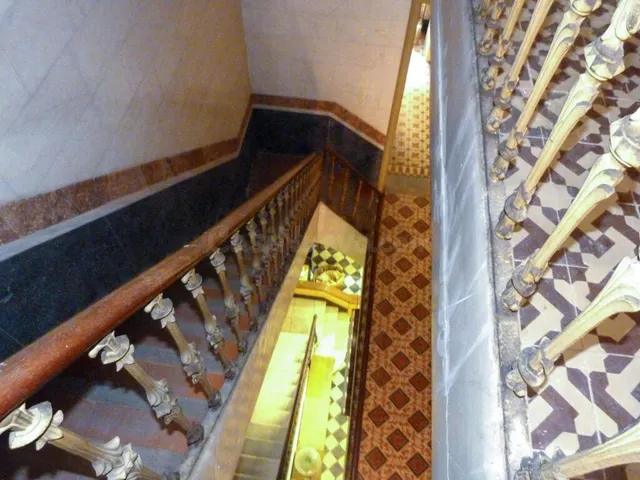 CASA MODERNISTA EN LA ZONA PEATONAL DE SANT FELIU DE GUÍXOLS — 8