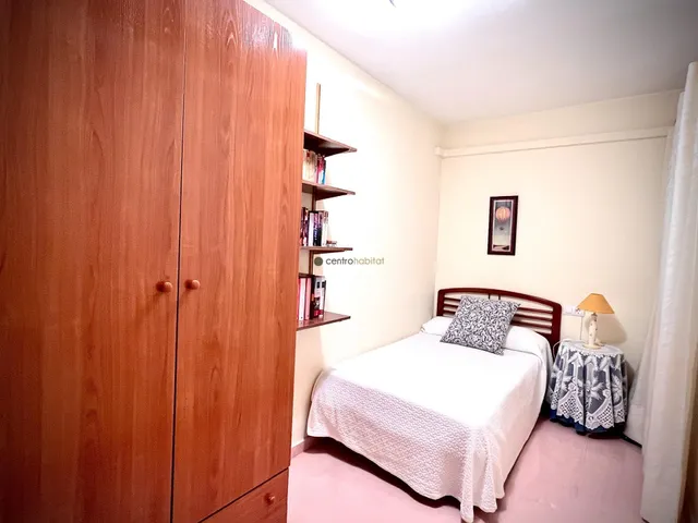 Vivienda con gje y terraza zona gran avenida — 17