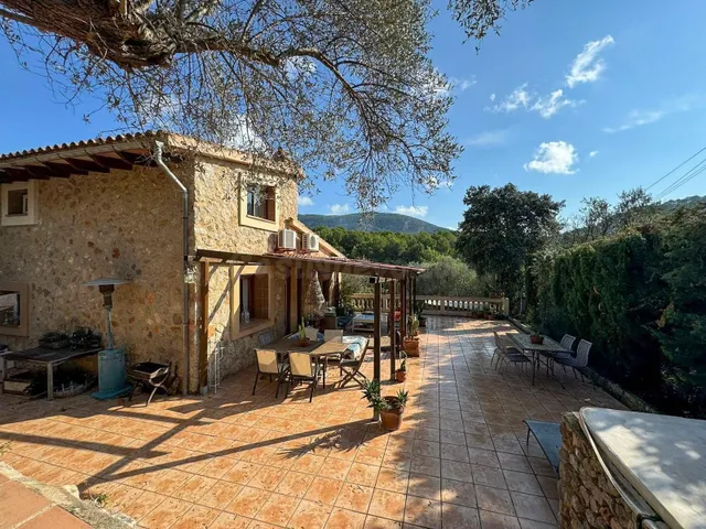 PRECIOSO CHALET CON PISCINA EN BUNYOLA - foto 3