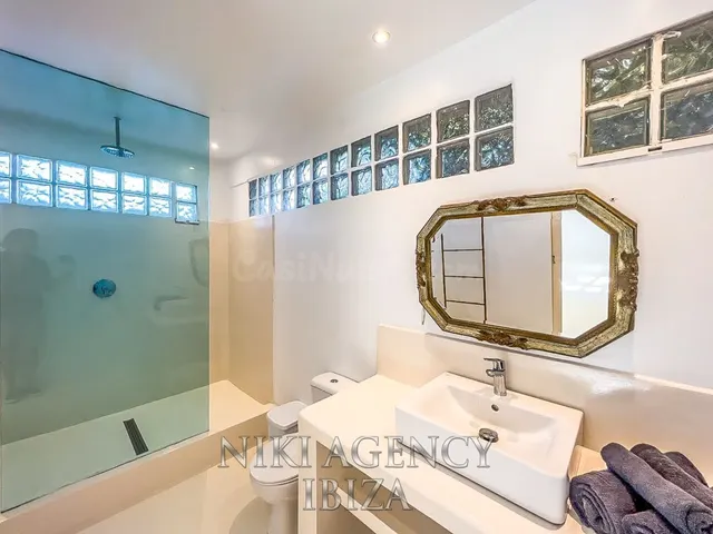 Casa-Chalet en Venta en Santa Eularia Des Riu Baleares — 22