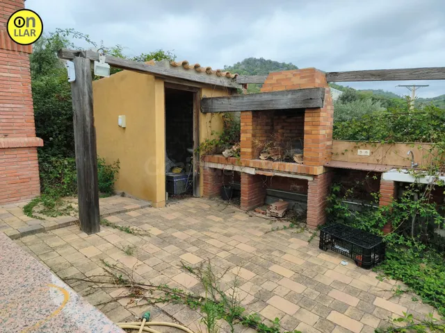 Amplia Casa en Caldes de Montbui, Zona Els Saulons - Oportun - foto 2