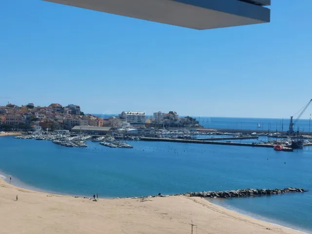 PALAMÓS: PISO A 1a LÍNEA DE MAR CON TERRAZA DE 25 M2 — 3