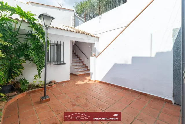 Casa de pueblo en el casco urbano de Nàquera