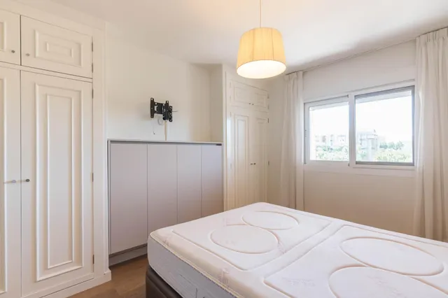 Amplia vivienda 2 dormitorios — 17