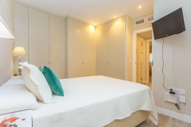 SE VENDE PISO EN ZONA CENTRO — 10