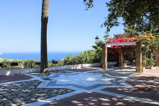 Casa 4 habitaciones 172m² en venta - Maro - Cuevas de Nerja — 25