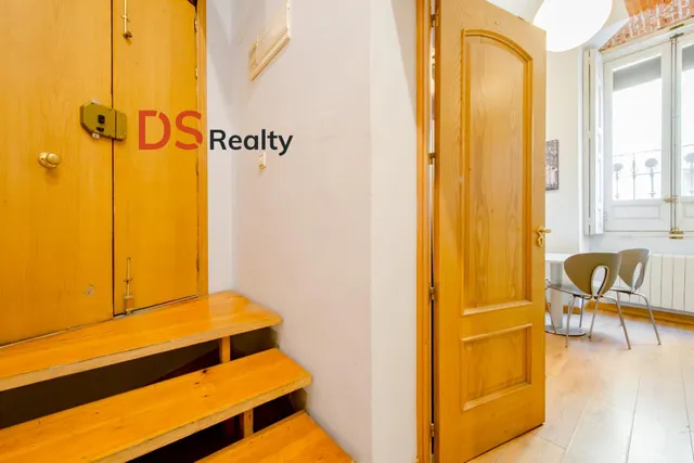 EXCLUSIVA VIVIENDA EXTERIOR Y MUY LUMINOSA CON DOS ESPACIOS INDEPENDIENTES A 30 METROS DE PLAZA DE ESPAÑA — 8