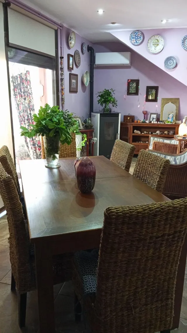 INCREIBLE CASA FAMILIAR CON SOLERA — 16