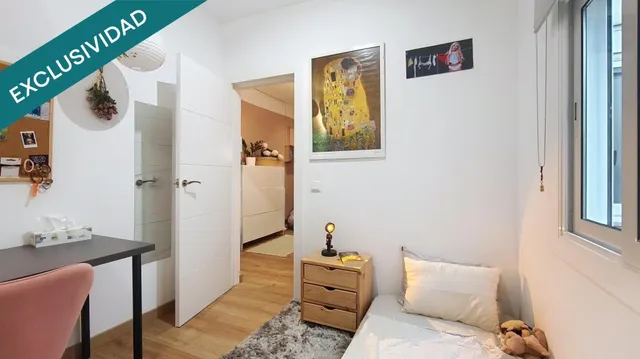 Ático reformado con terraza de 20 m², sol y vistas despejadas en La Sagrera — 14