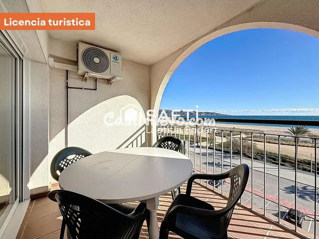 Amplio estudio renovado con terraza, vistas al mar y licenci - foto 4