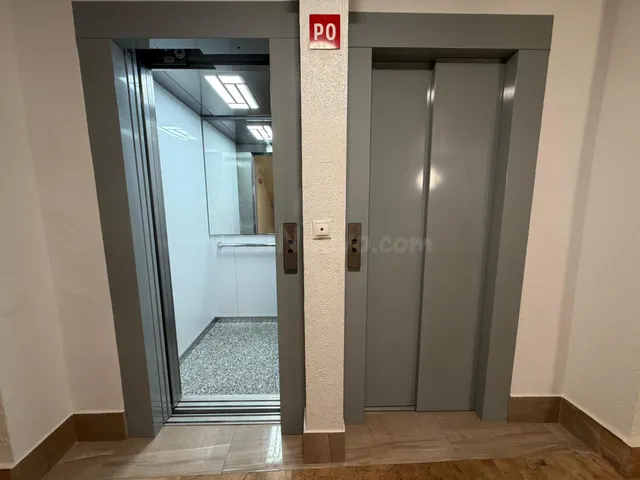 Exclusivo apartamento en primera línea de mar – Playa del Cura, Torrevieja — 31