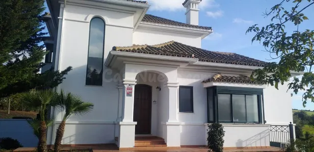SE VENDE VILLA EN CAMPO DE GOLF GARDEN EN ARCOS DE LA FRONTE - foto 5