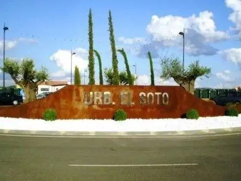 Venta de parcela urb el soto — 6