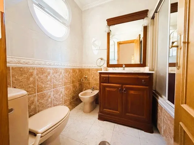 Chalet adosado en Los Prados — 25