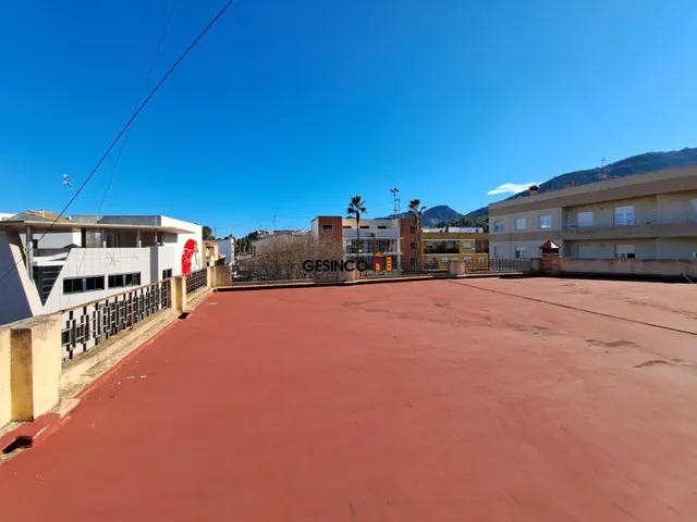 CASA DE PUEBLO CON PATIO, TERRAZAS... — 22