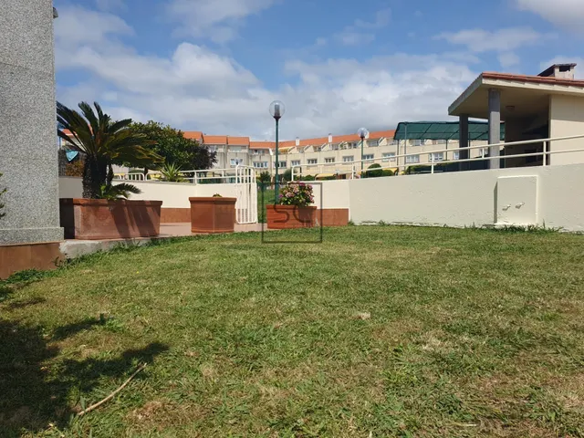 Pareado con vistas al mar en Miño — 40