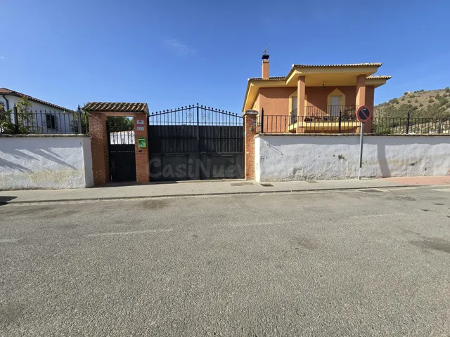 Venta chalet en Albolote (Granada) — 2