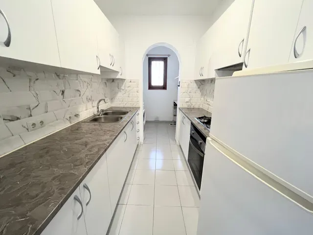 CASA ADOSADA REFORMADA, JARDIN, APARCAMIENTO, PISCINA COMUNITARIA, CHIMENEA, PARCIALMENTE AMUEBLADA — 6