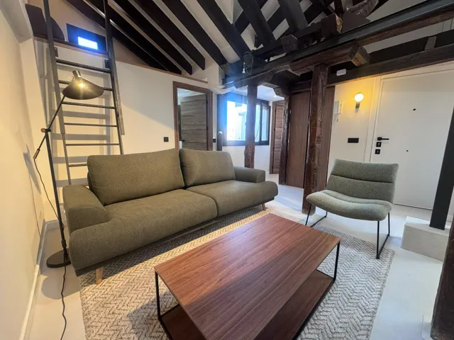 Exclusiva vivienda exterior a estrenar junto a la Puerta del Sol — 27